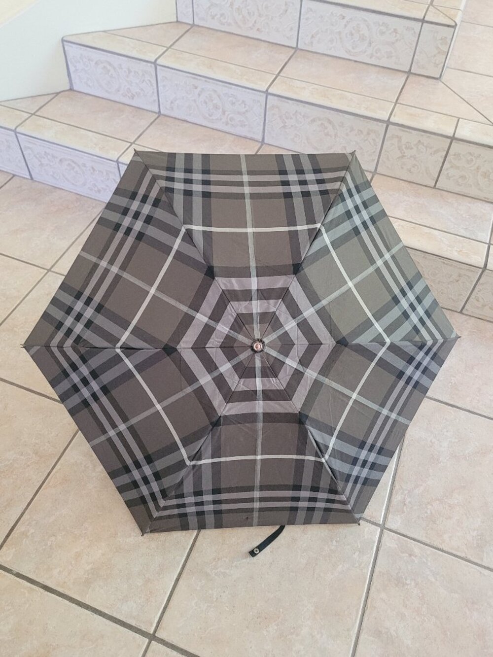 Burberry Compact Gray Plaid Umbrella (unisex)